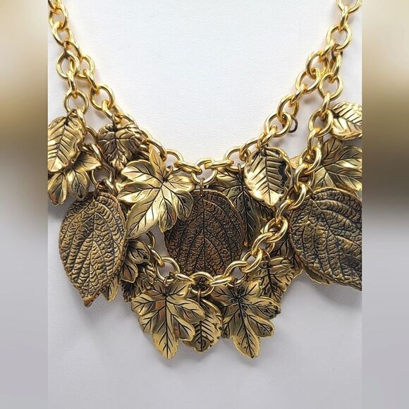 Karla Jordan Original Necklace and Earrings,  goldtone leaves - Picture 4 of 12